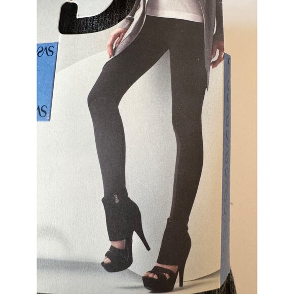 Simply Vera Wang Ribbed Knit leggings Tights Size 2/3 Heather Gray NWT - Picture 3 of 5